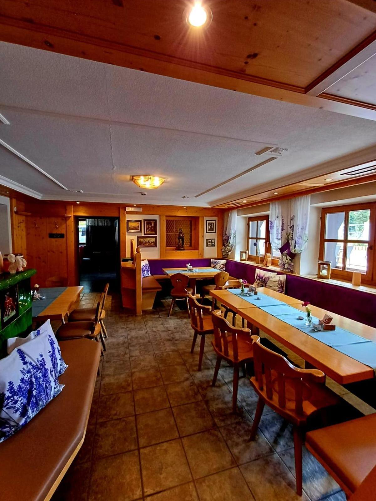 Hotel Restaurant Liesele Sonne 장크트 리온하드 임 피츠탈 외부 사진